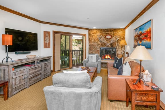 Remodeled Condo in Vail Lionshead Village | W207 - Image 1