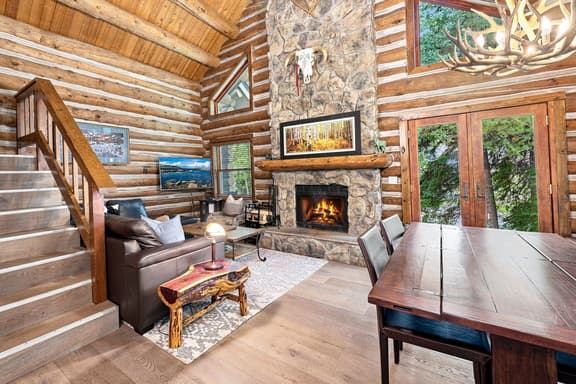 Log Cabin Mountain Retreat in West Vail TCB10 - Image 1